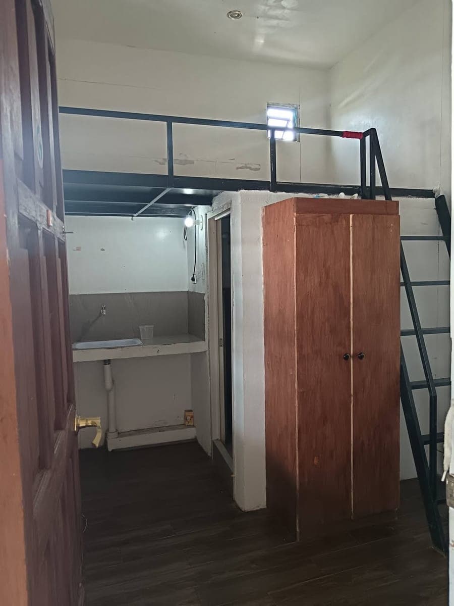 LOFT TYPE ROOM FOR RENT❗ 🚻 - photo 1