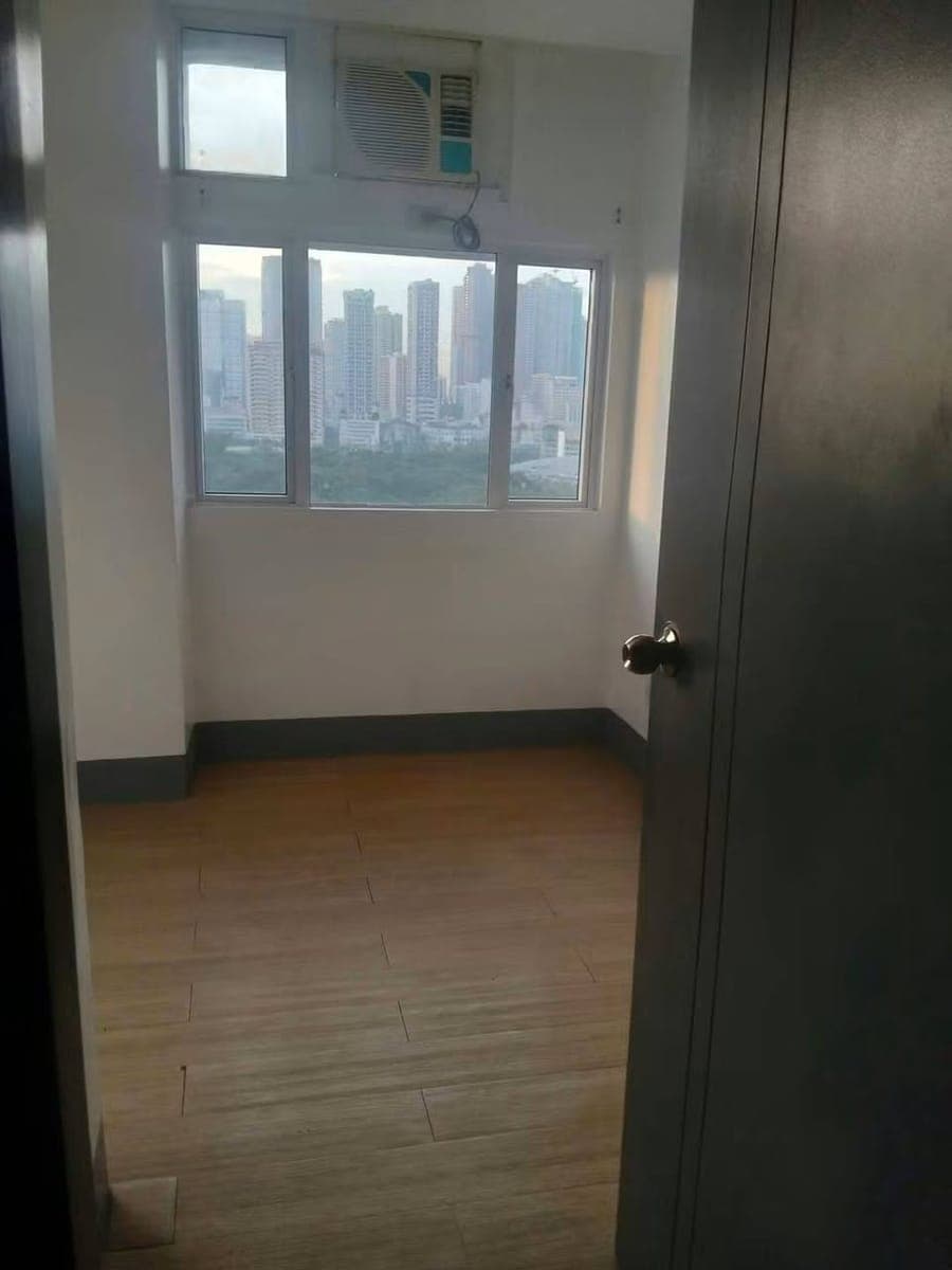 3BR Bare Condo Unit For Rent - photo 1