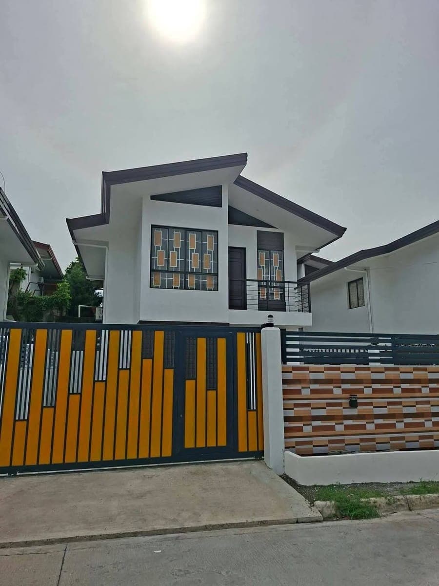 AVAILABLE HOUSE FOR RENT – - photo 1