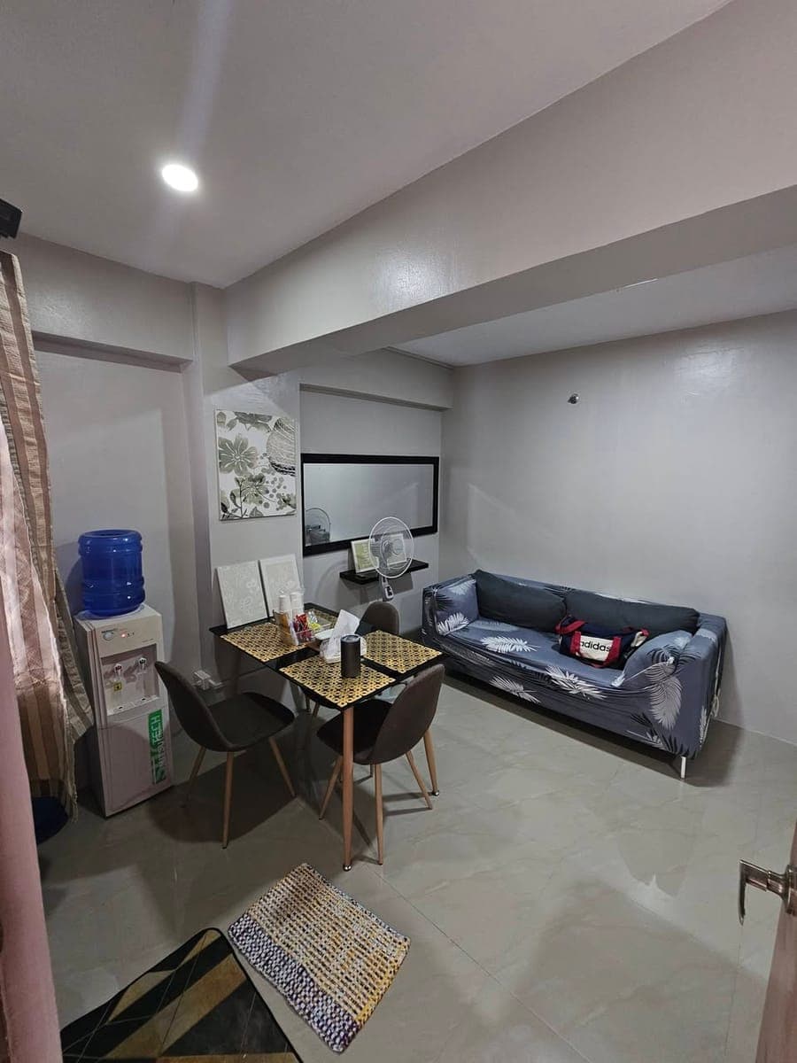 π‘ FOR RENT: FULLY FURNISHED 2-BEDROOM CONDO UNIT - photo 1