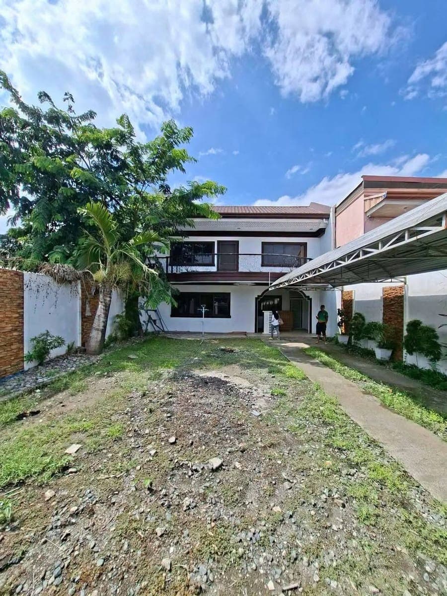 🍁 SPACIOUS HOUSE FOR RENT 🍁 - photo 1