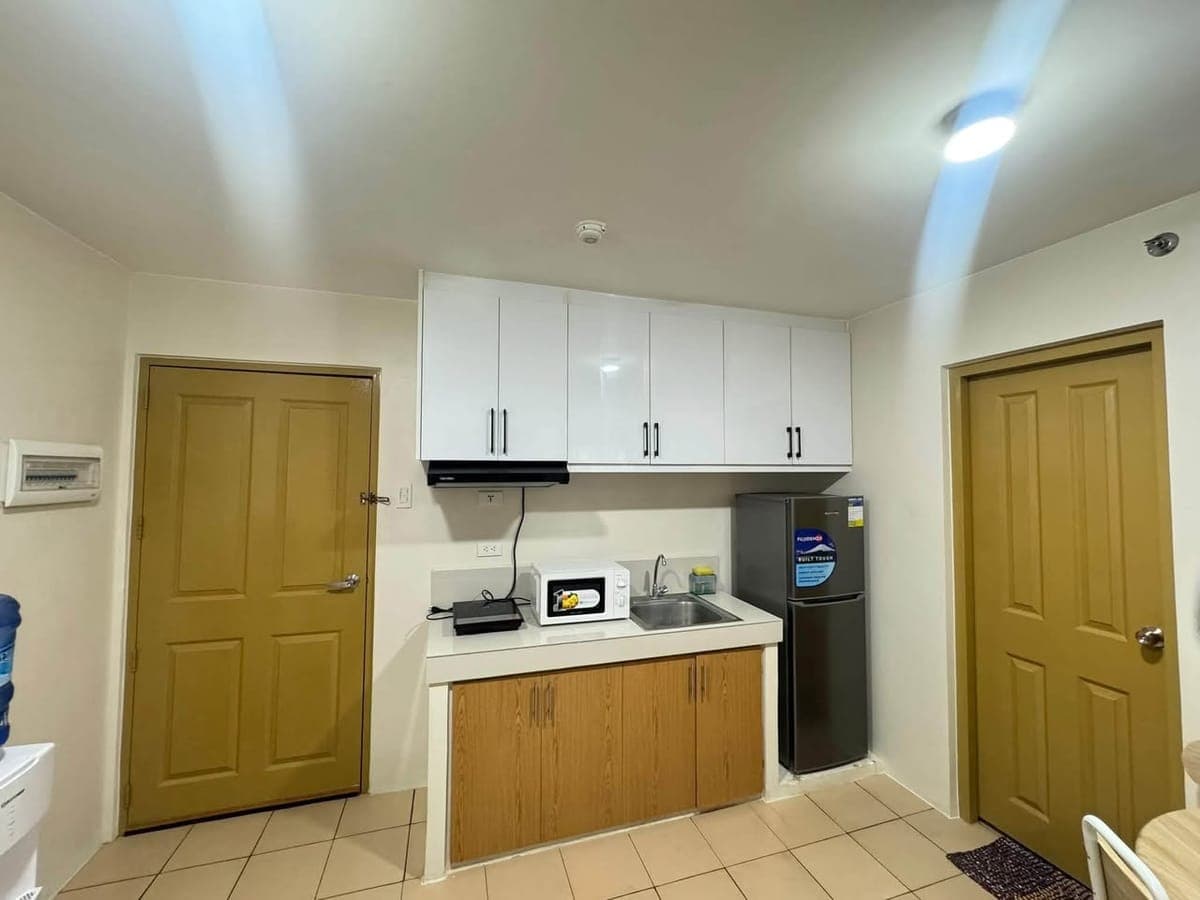 🏠 FOR RENT | 2-Bedroom Fully Furnished Unit - photo 1
