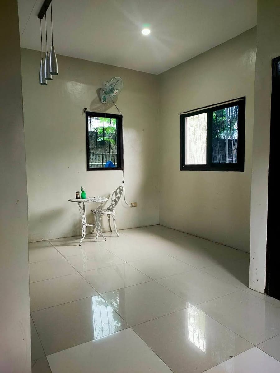 For Rent - photo 1