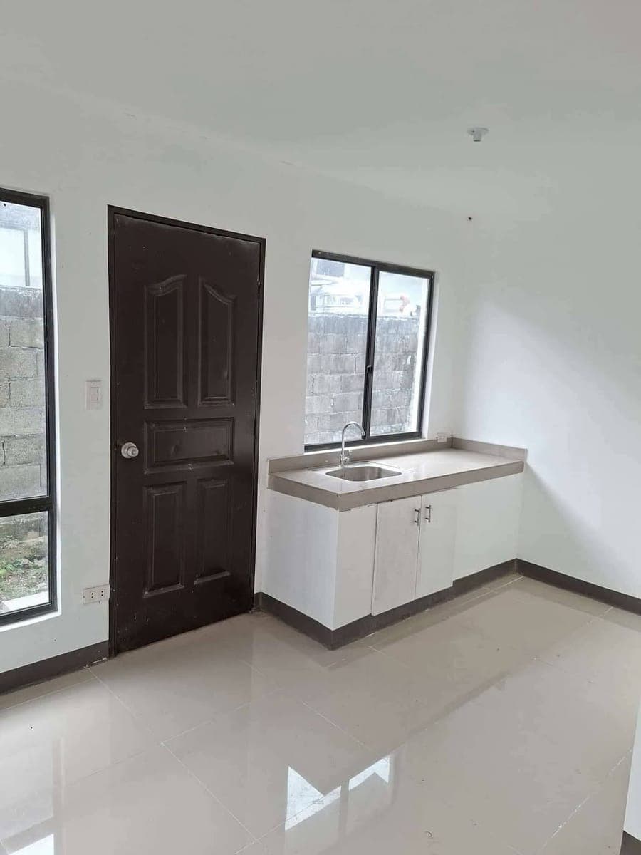 🏡 18K ONLY‼️2BR HOUSE FOR RENT | ASPEN HEIGHTS COMMUNAL BUHANGIN‼️ - photo 1