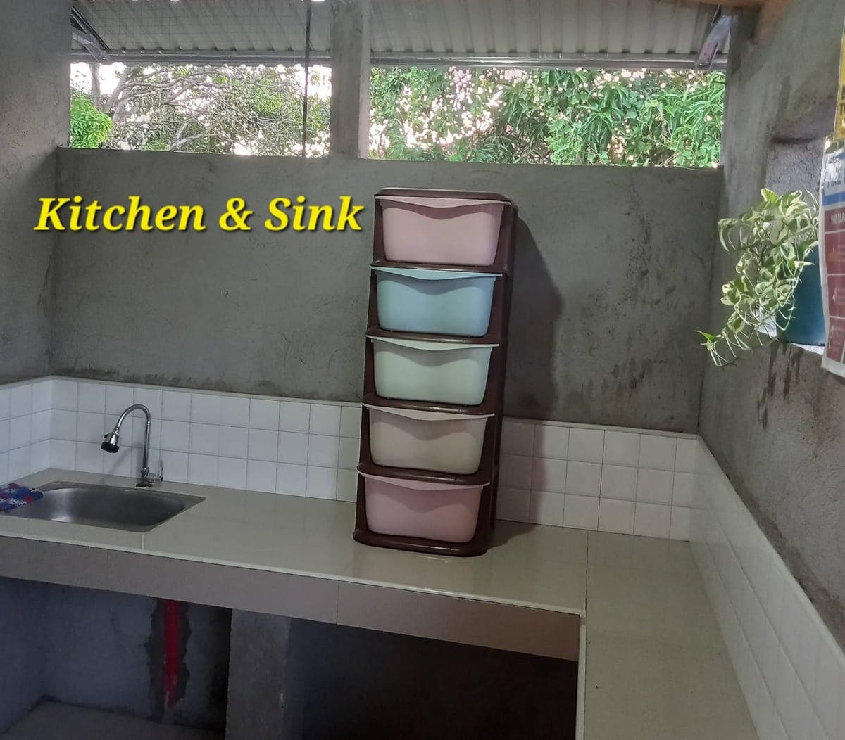 ROOM FOR RENT (Female Only) - photo 1