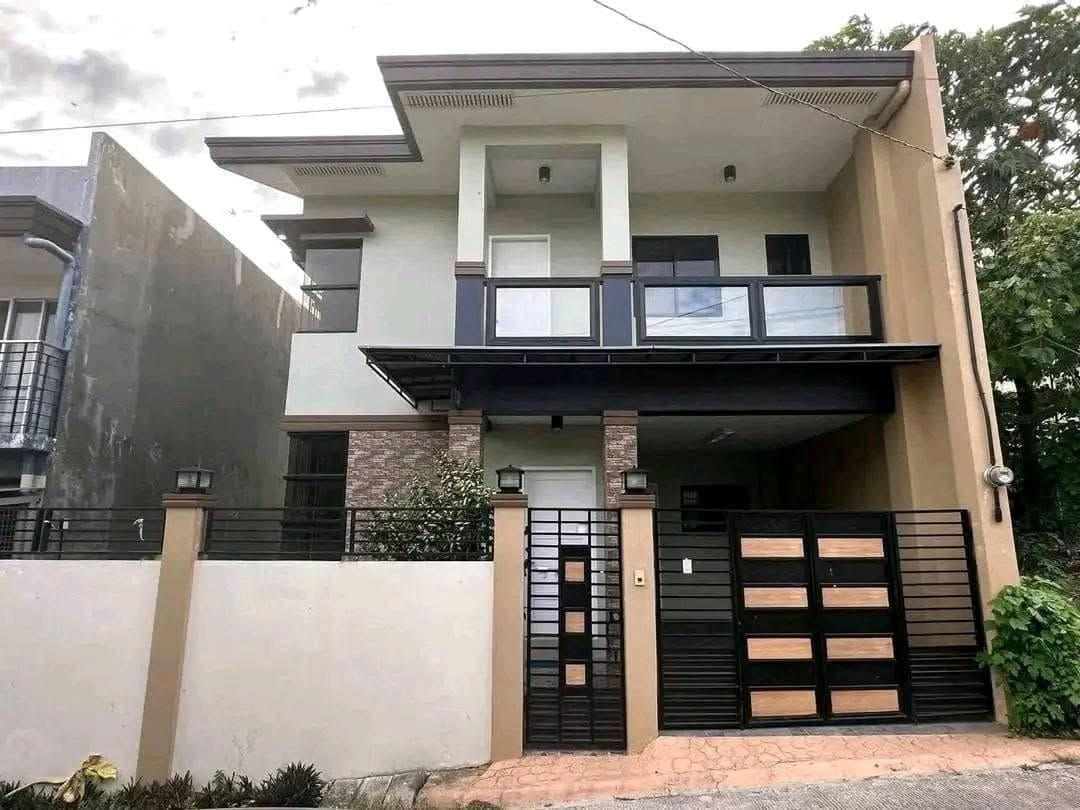 DAMOSA LANANG 2-STOREY HOUSE FOR RENT‼️🤩BARE UNIT/4BEDROOMS 🤩 - photo 1