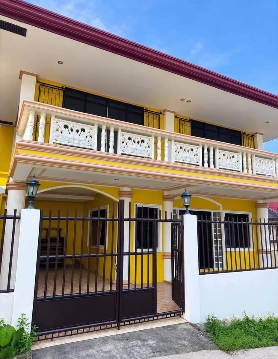 🏡 45K ONLY‼️8 ROOMS‼️3-STOREY HOUSE/STAFFHOUSE FOR RENT | BAJADA‼️ - photo 1