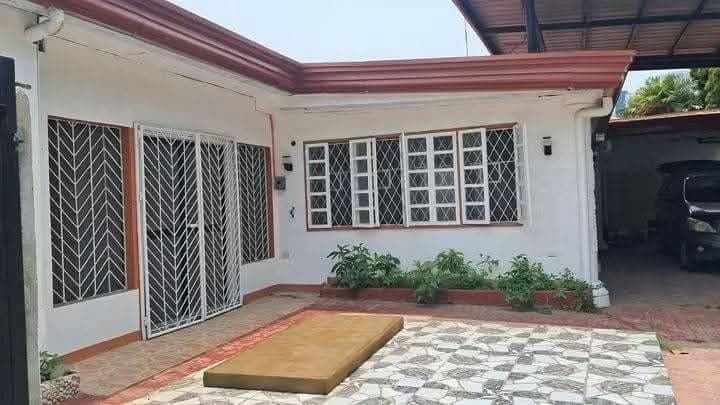 LADISLAWA HOUSE FOR RENT - photo 1