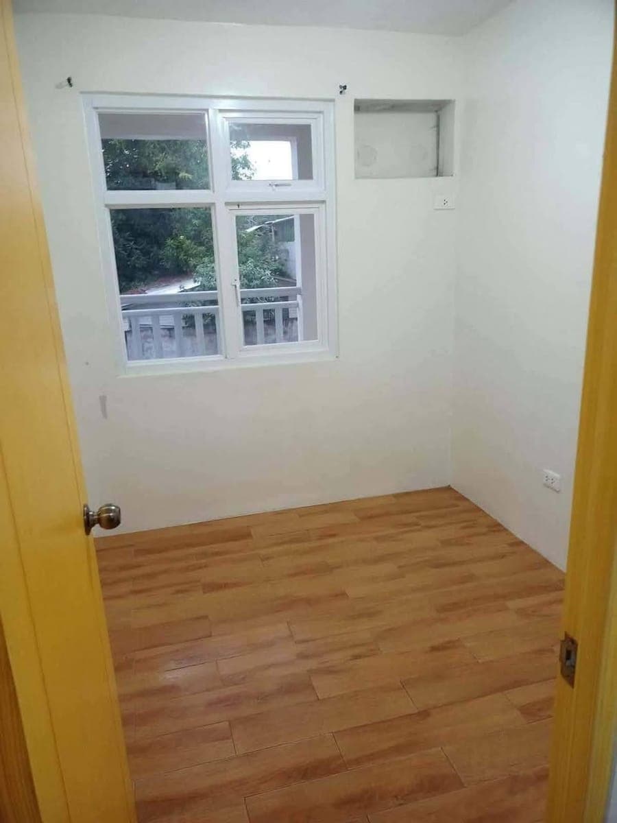 🏙️SEAWIND SASA 2BEDROOM CONDO-BARE UNIT FOR RENT ‼️ 14K MONTHLY 🥰 - photo 1