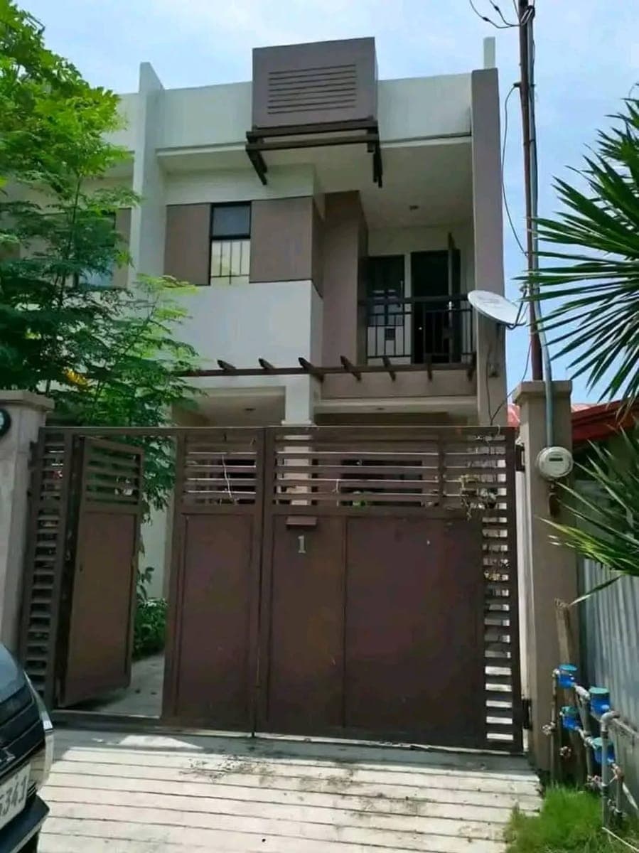 🍁 LANANG 4BEDROOMS 2-STOREY TOWNHOUSE FOR RENT‼️ SEMI- FURNISHED/ 30K MONTHLY 🥰 - photo 1