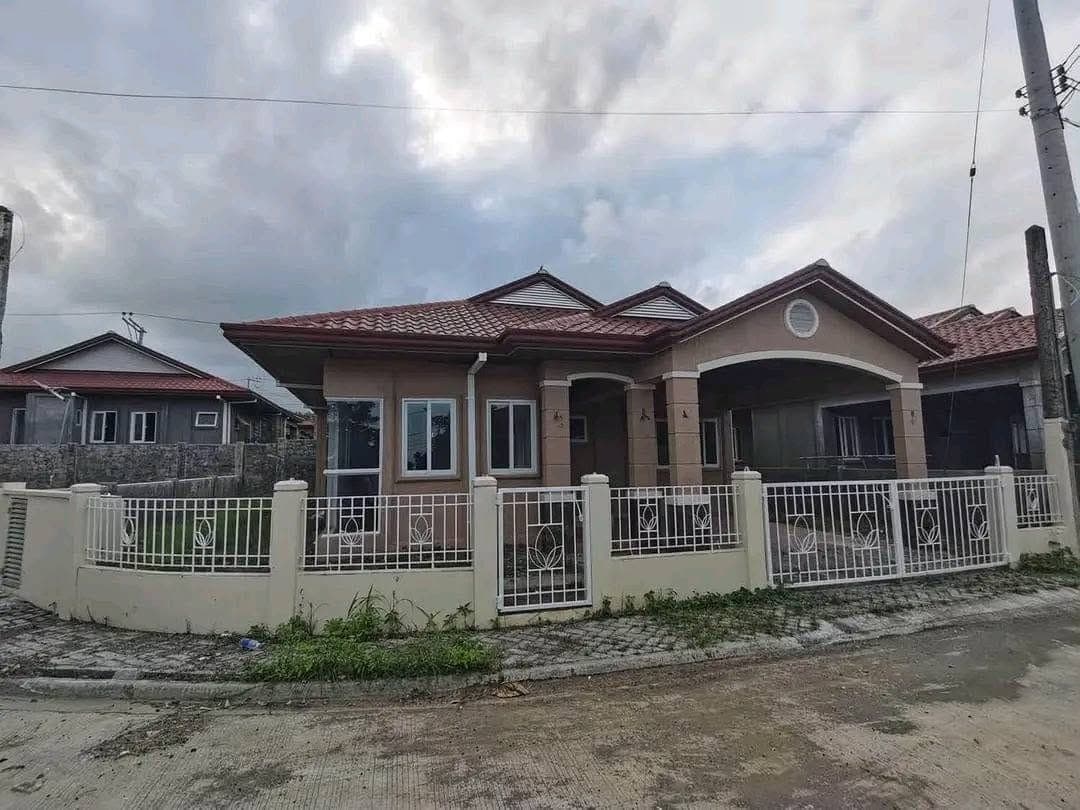 🏡VILLA CONCHITA BAGO GALLERA BRAND-NEW FURNISHED BUNGALOW HOUSE FOR RENT ‼️ - photo 1