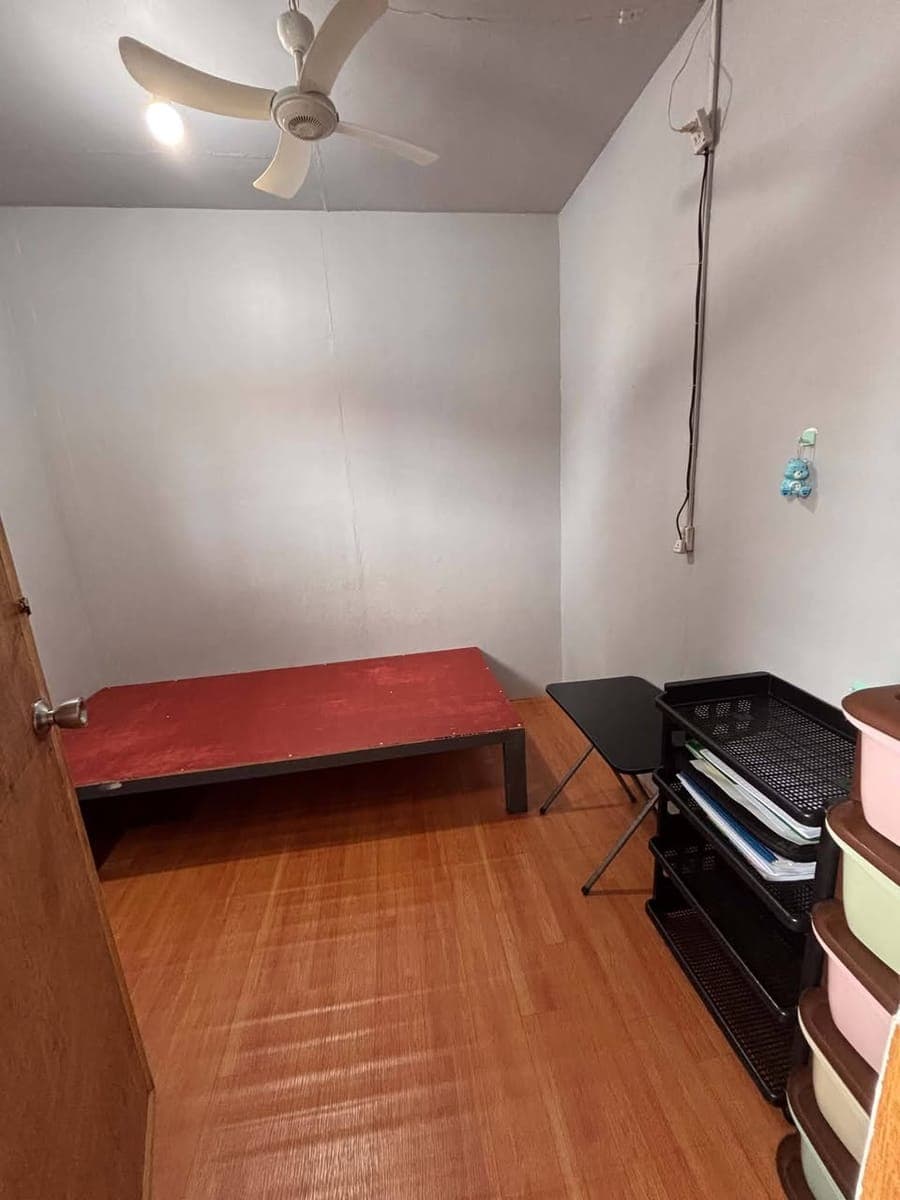 ROOM FOR RENT - photo 1