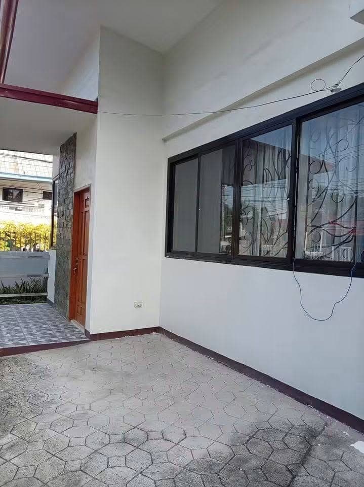 New Listing - photo 1