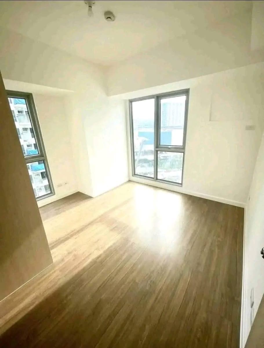 🏢ABREEZA PATIO SUITES 1-BEDROOM CONDO FOR RENT IN DOWNTOWN❗ - photo 1