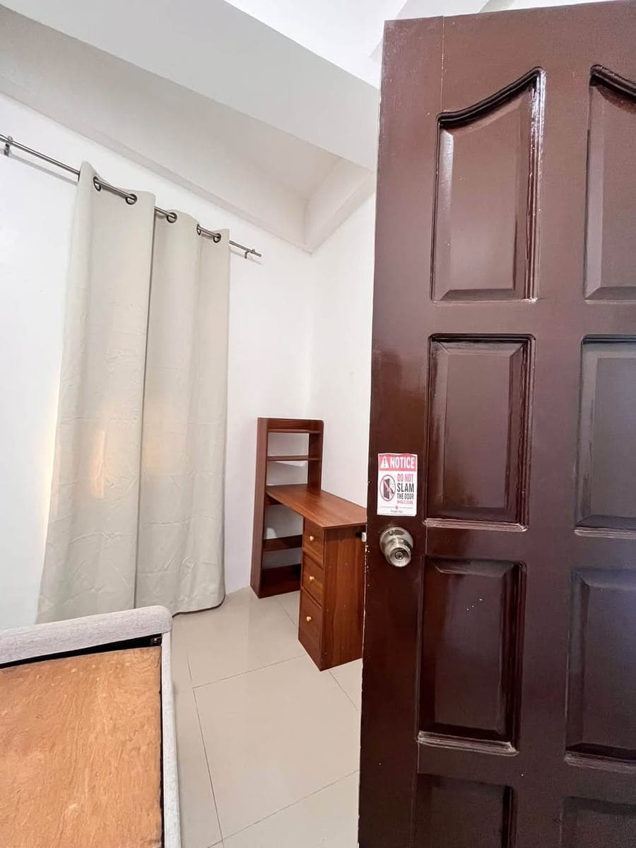 ROOM FOR RENT - photo 1