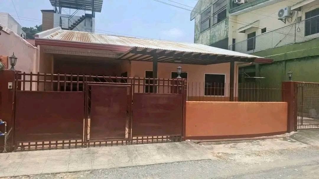🏡MATINA HOUSE FOR RENT‼️BARE UNIT/35K MONTHLY 🤩 - photo 1