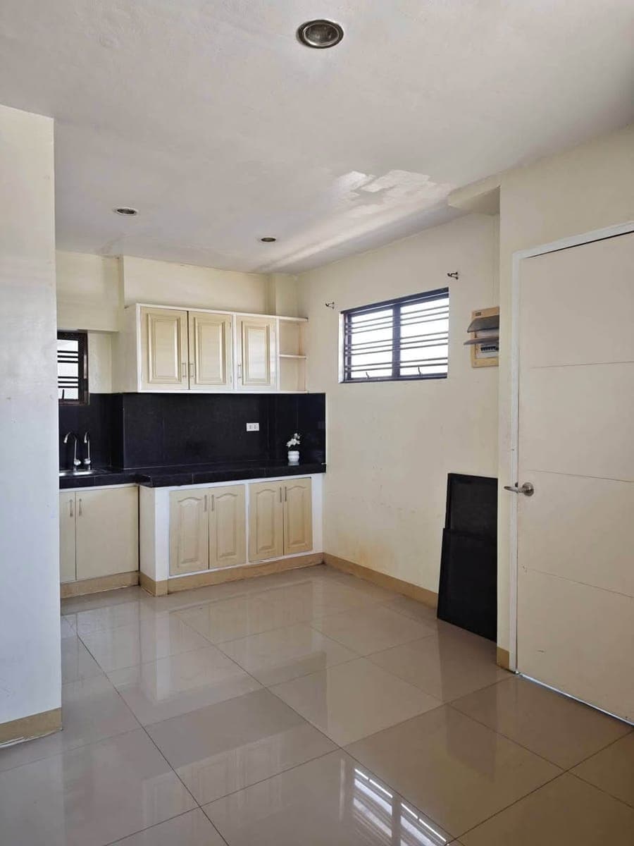 HOUSE for LONG-TERM LEASE - photo 1
