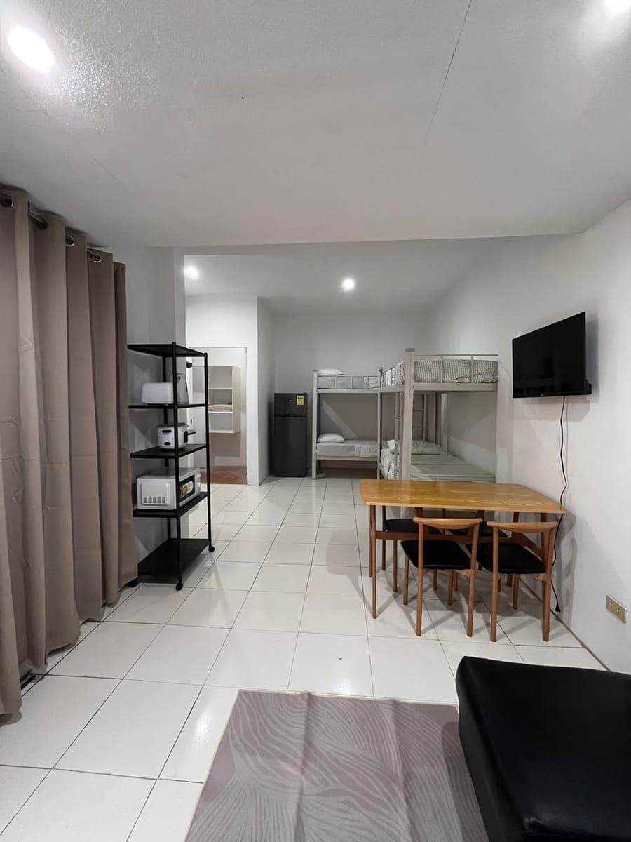 Studio Apartment for Rent - photo 1