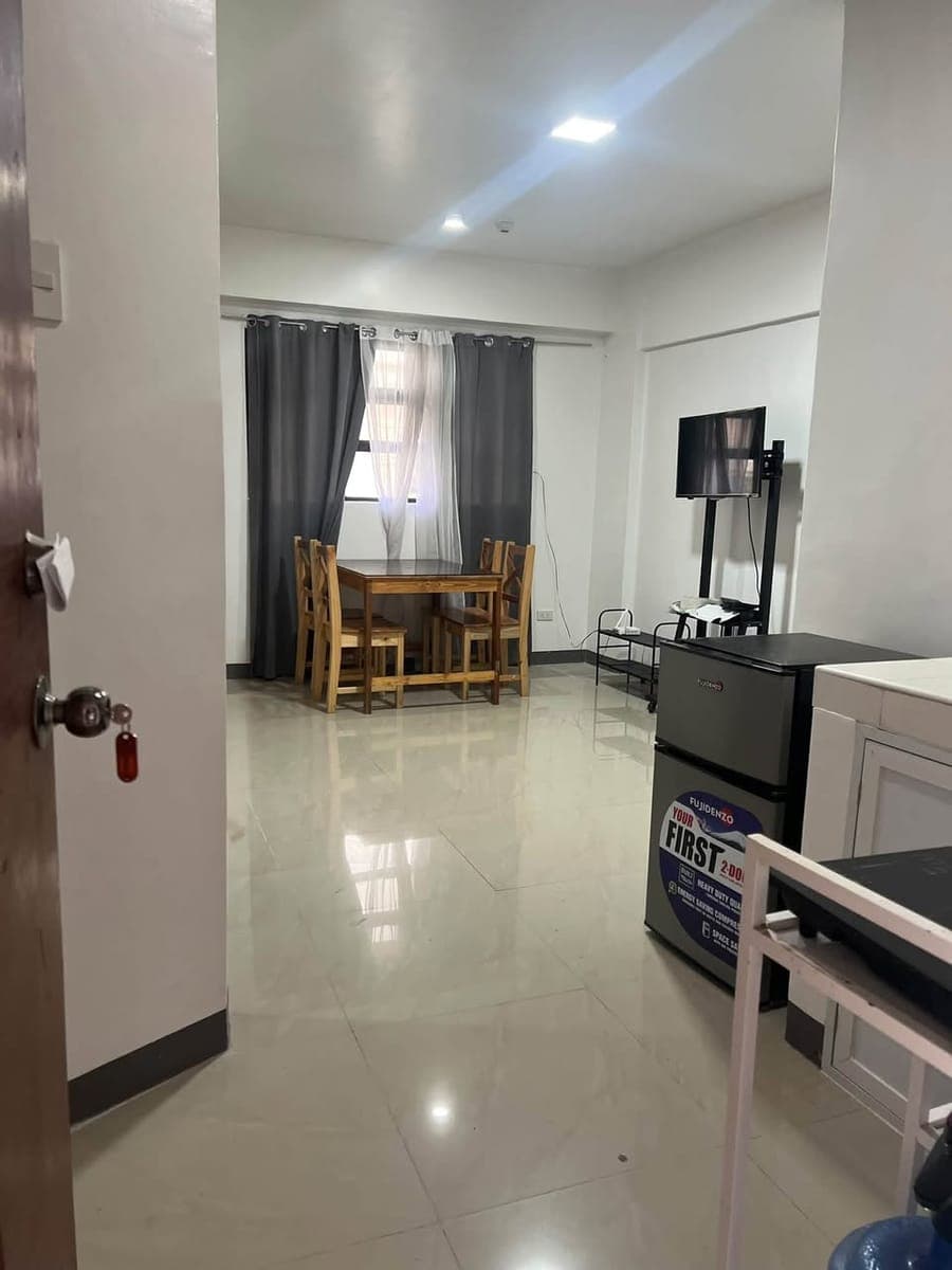 2 Bedroom Condo for Rent - photo 1