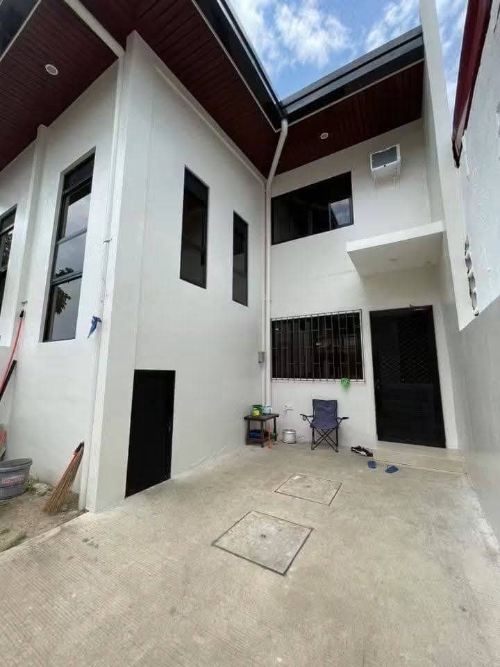 🏡 40K ONLY‼️3BR BRAND NEW TOWNHOUSE FOR RENT | BACACA BAJADA‼️ - photo 1