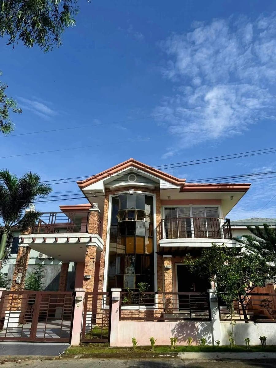 🔶BUHANGIN FULLY FURNISHED 2-STOREY HOUSE FOR RENT | DAVAO CITY 🔶EXCLUSIVE SUBDIVISION😍 - photo 1