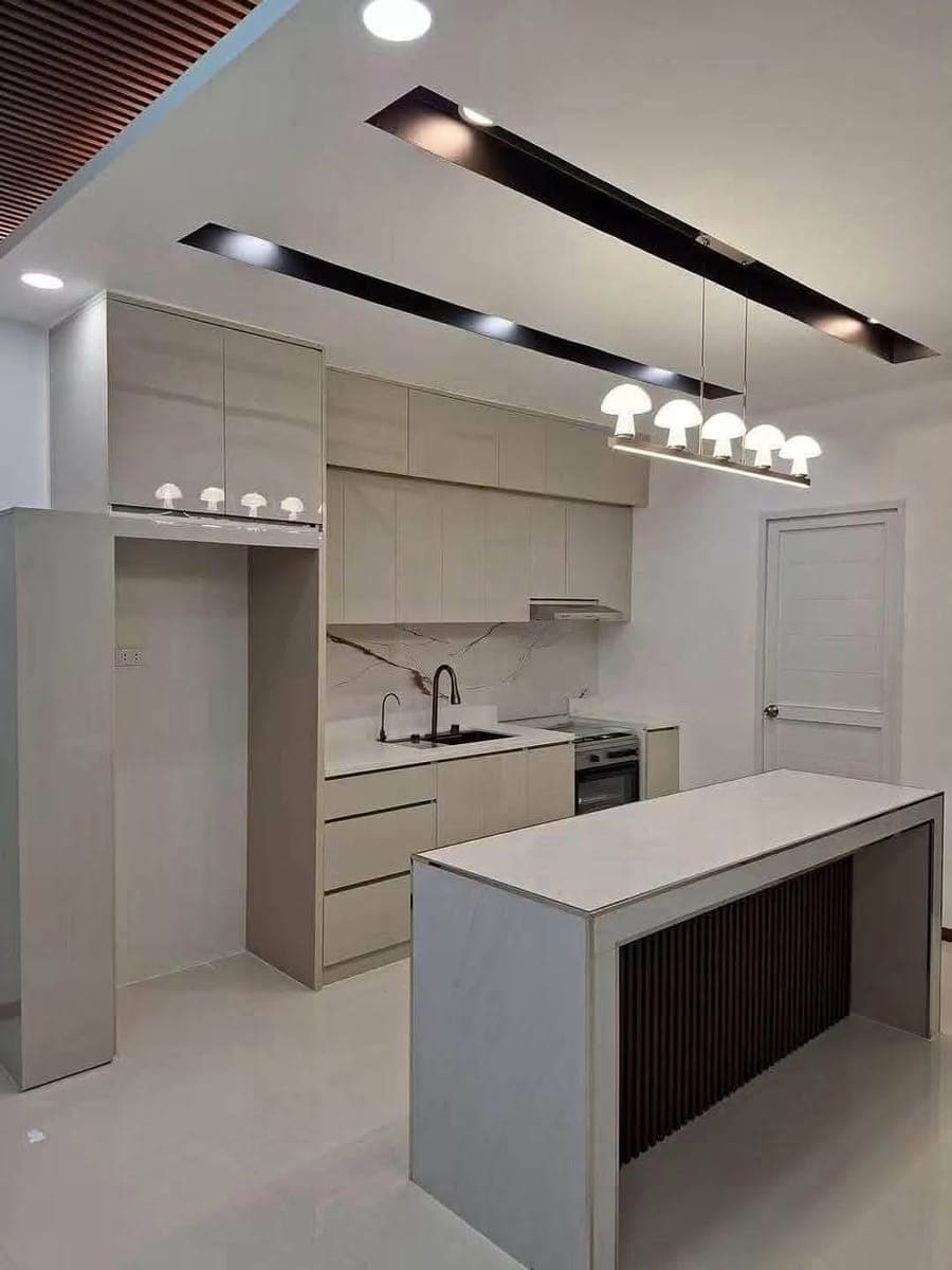 🍀 Direct Listing🍀 - photo 1
