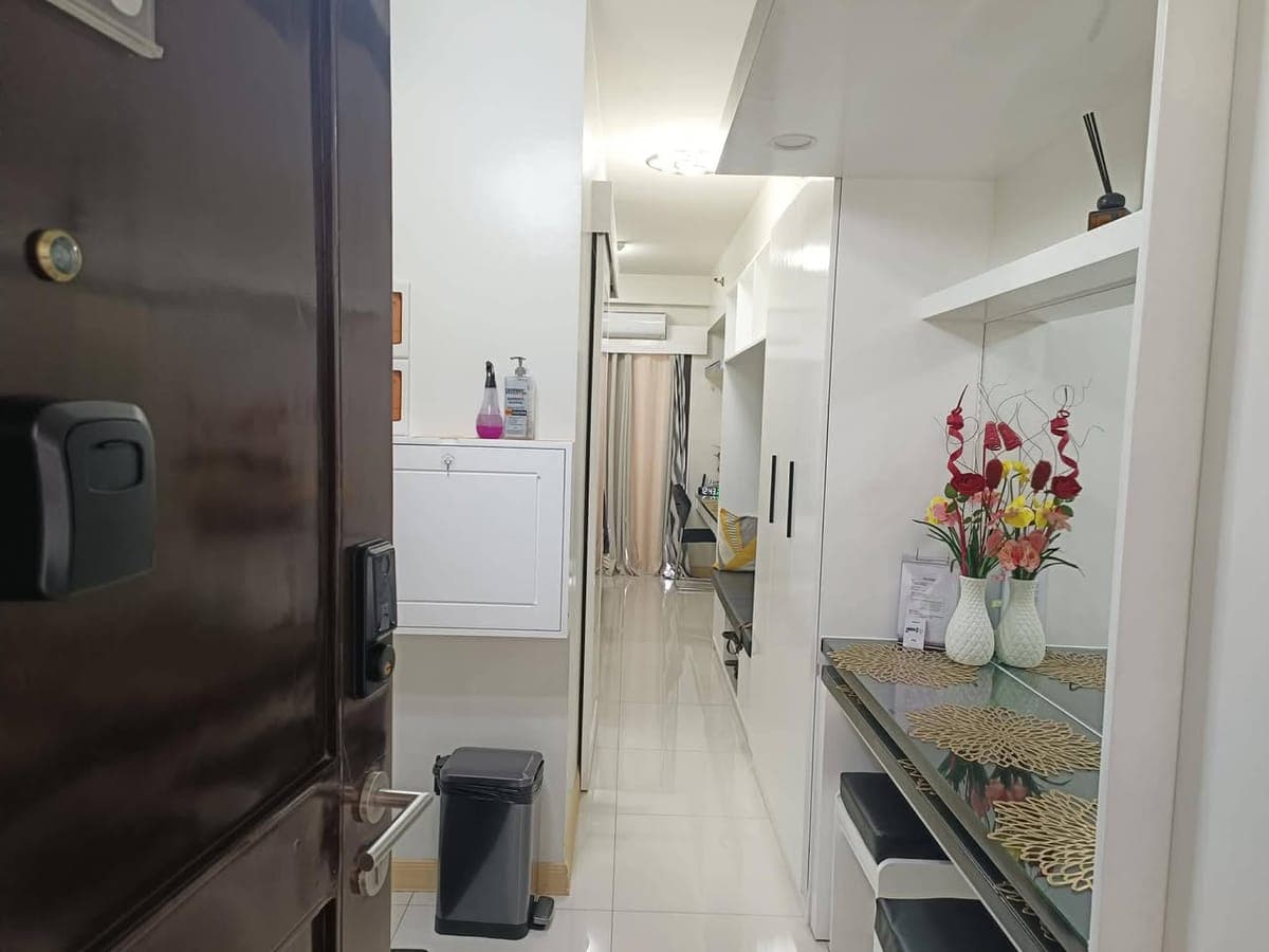 CAMELLA NORTH POINT STUDIO 22K INCLUDING HOA NEGOTIABLE!! - photo 1