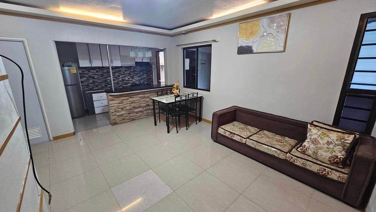 Premium 2 story house in amaia scapes for rent fully furnish pm if interested direct to owner.. - photo 1