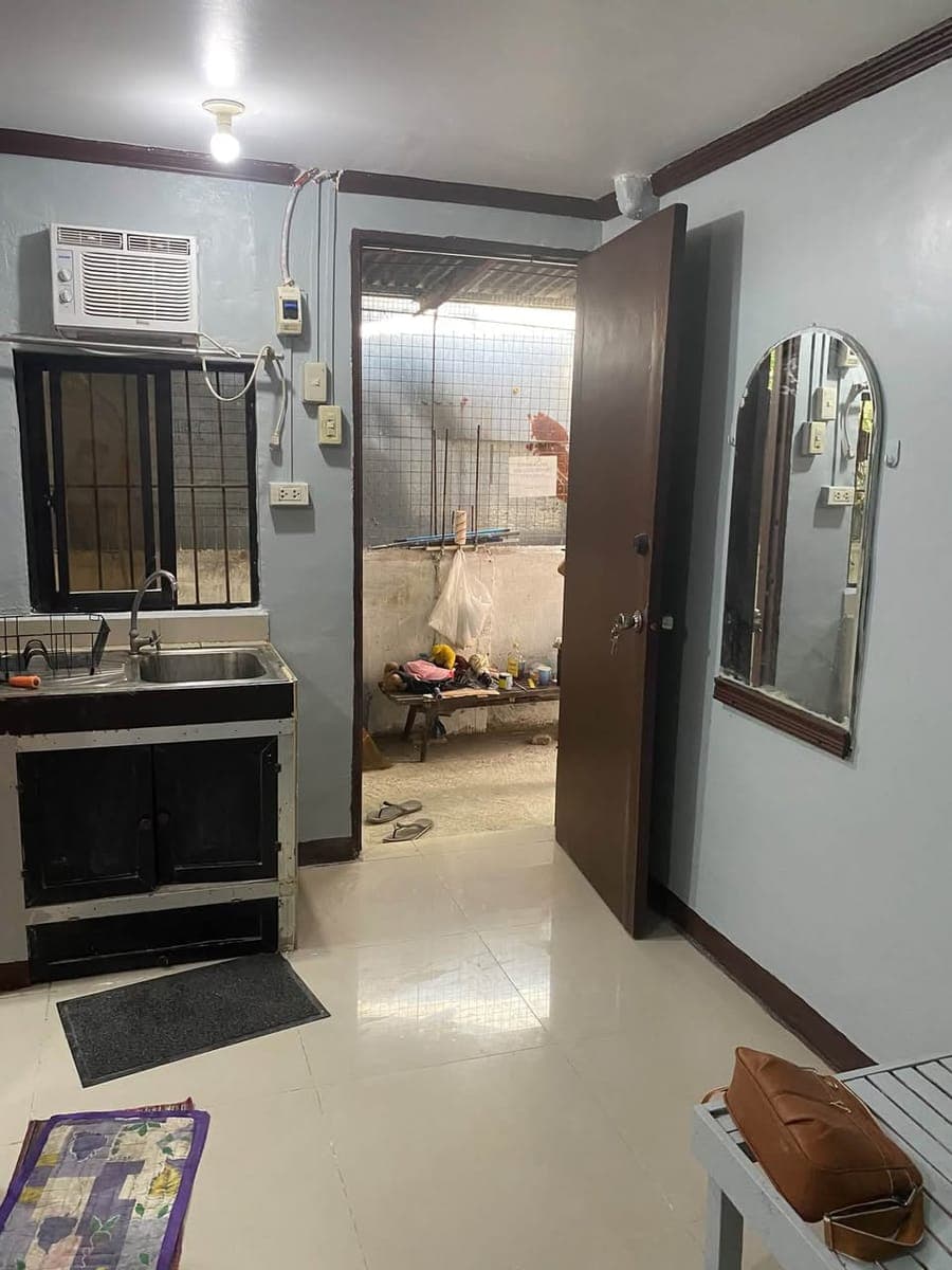 Studio type for rent near queen of mercy hospital eroreco Mandalagan 1 ride lasalle downtown kg concentricx - photo 1