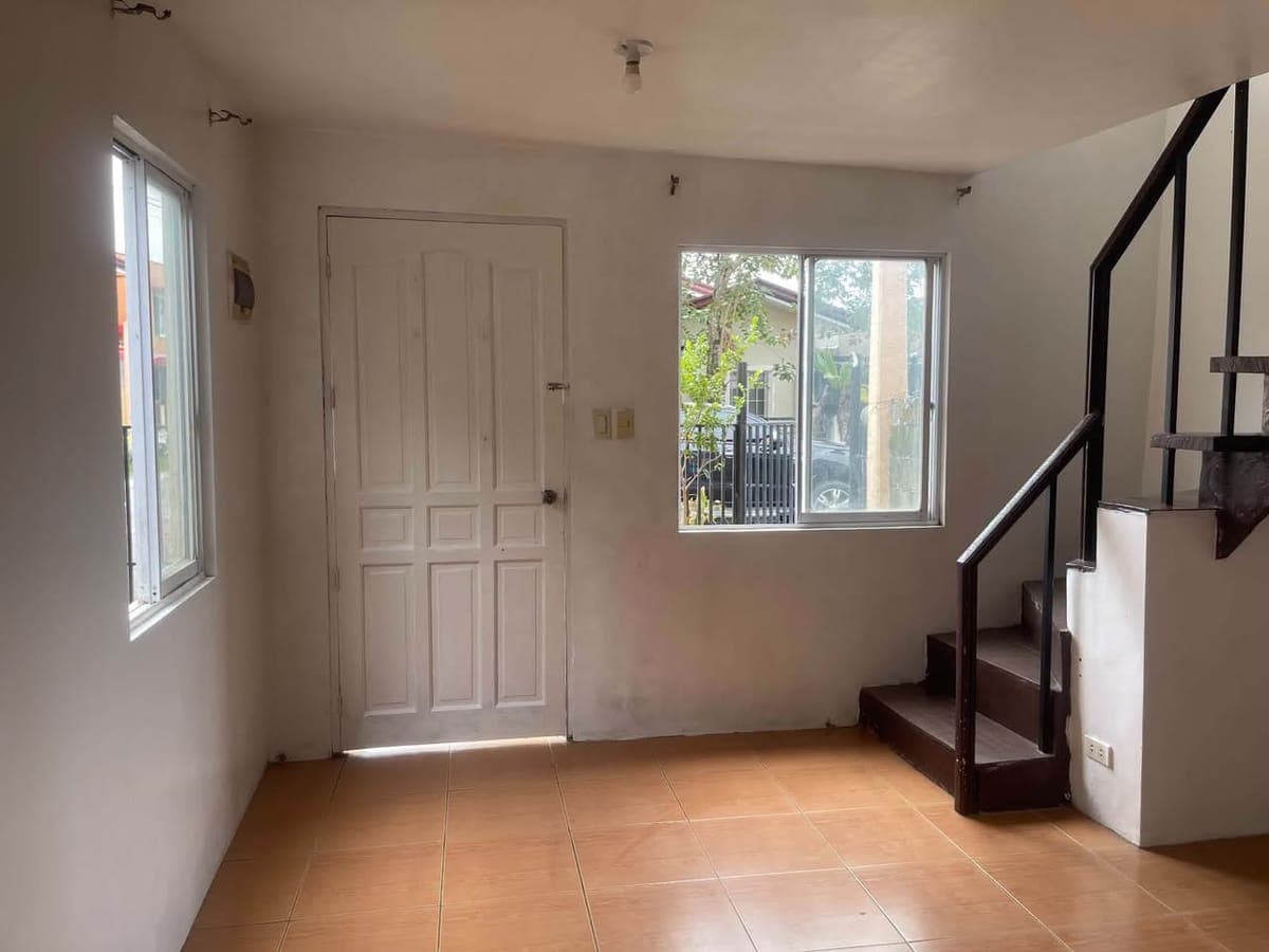 Camella mandalagan for rent - photo 1